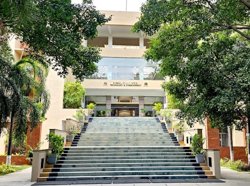 Hyderabad Institute of Technology and Management Campus