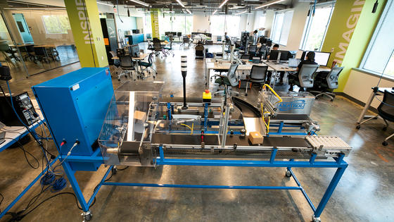 Commonwealth Cyber Initiative Living Innovation Lab (Pilot Lab) in Arlington Campus. Photo by: Ron Aira/Creative